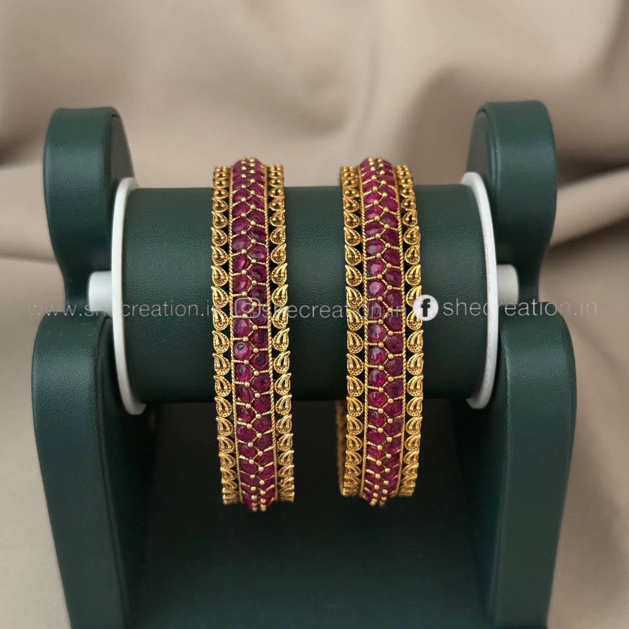 Antique Bangle AB33