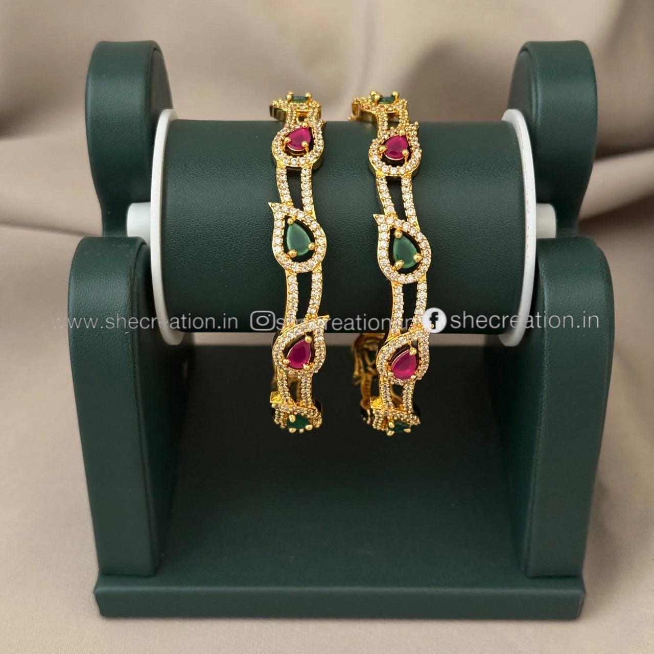 Antique Bangle AB35