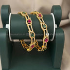 Antique Bangle AB35