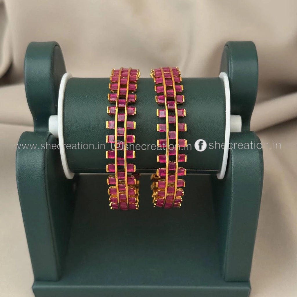 Antique Bangle AB40