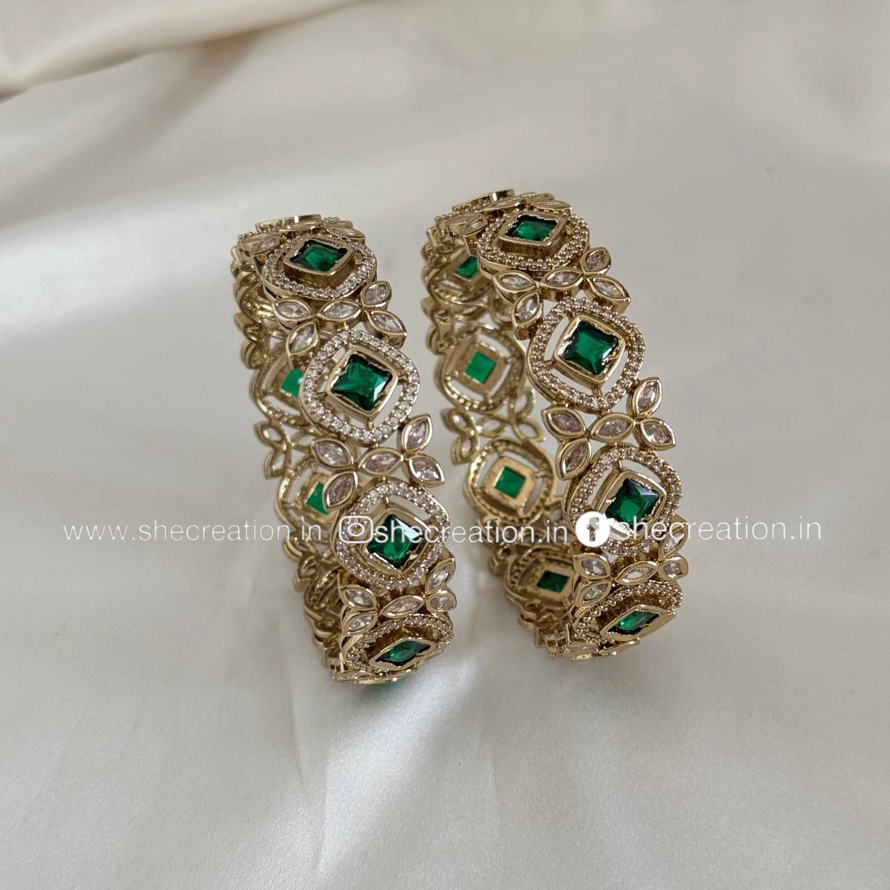 Antique Bangle AB47