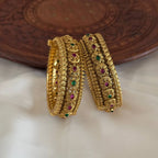 Antique Bangle AB52