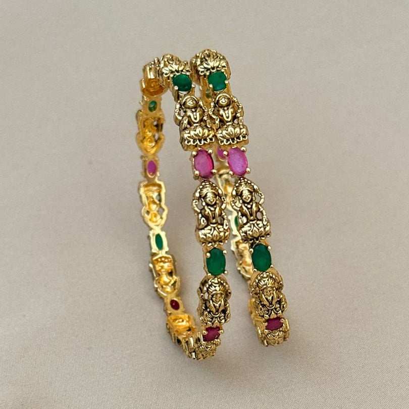 Antique Bangle AB16