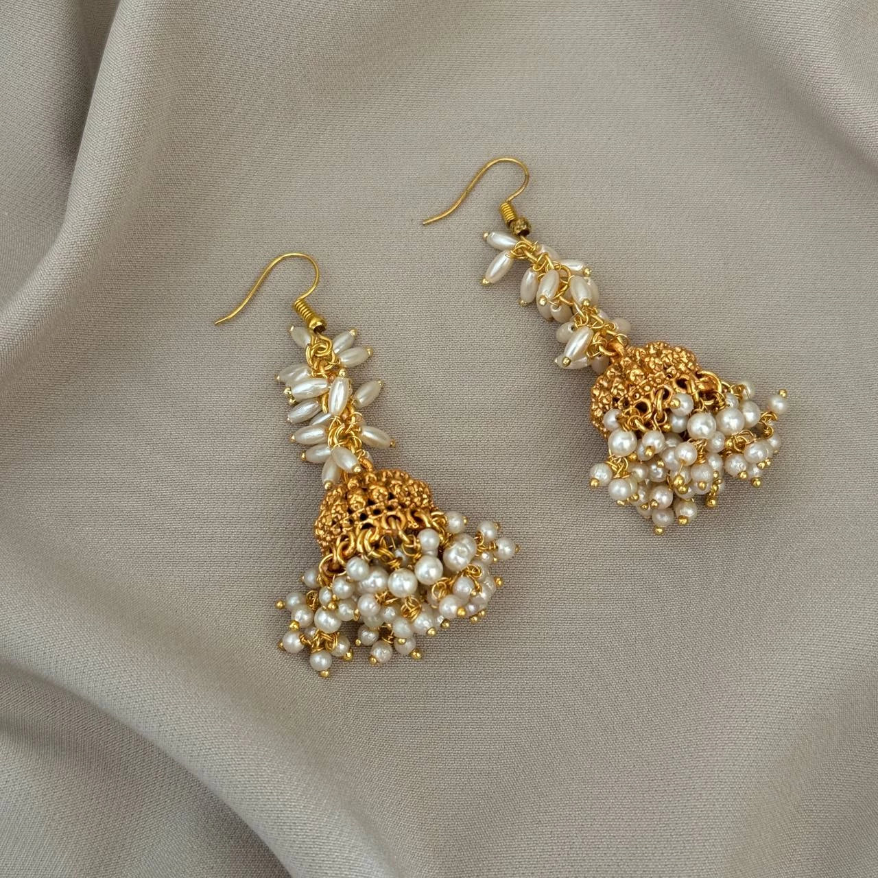 Antique Earrings AE25