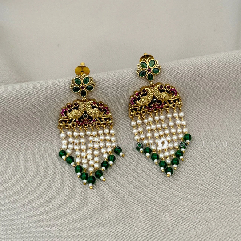Antique Earrings AE28