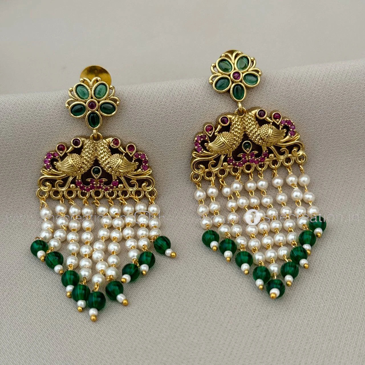 Antique Earrings AE28