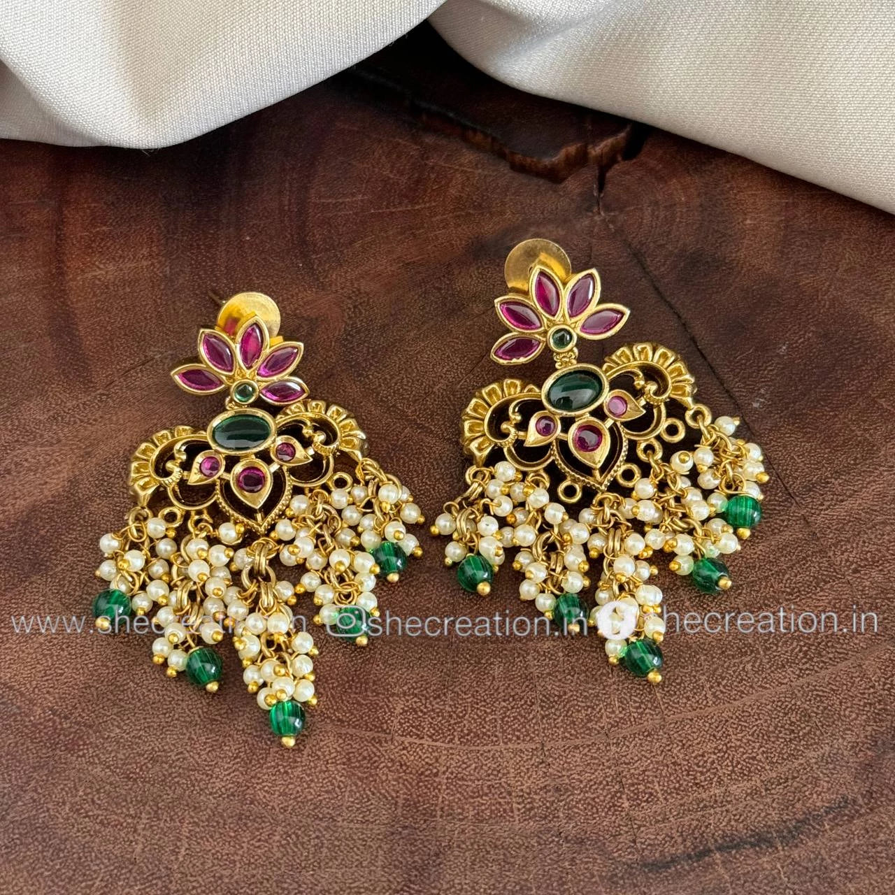 Antique Earrings AE31