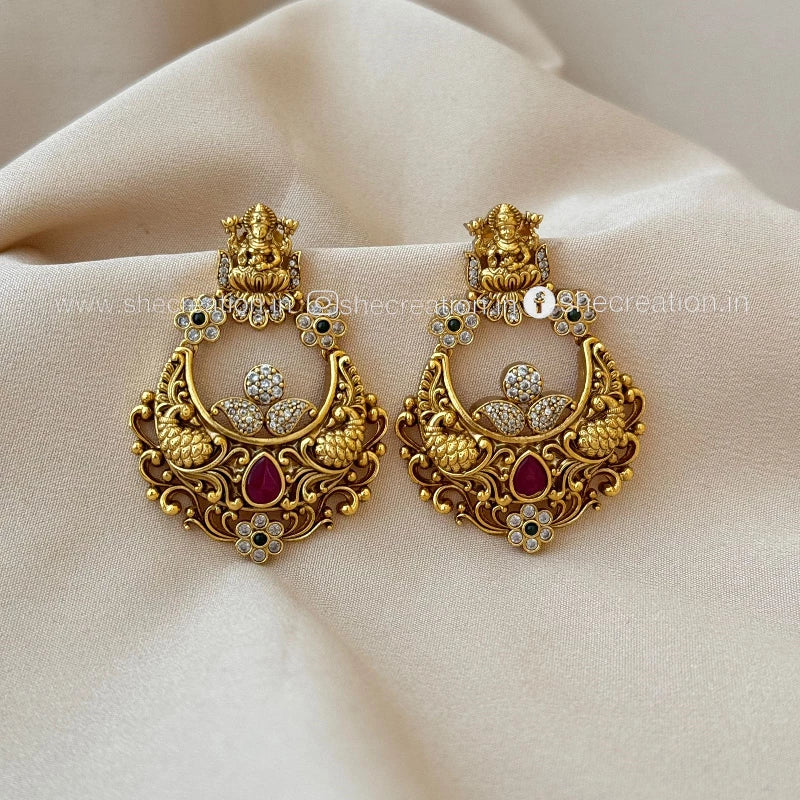Antique Earrings AE14