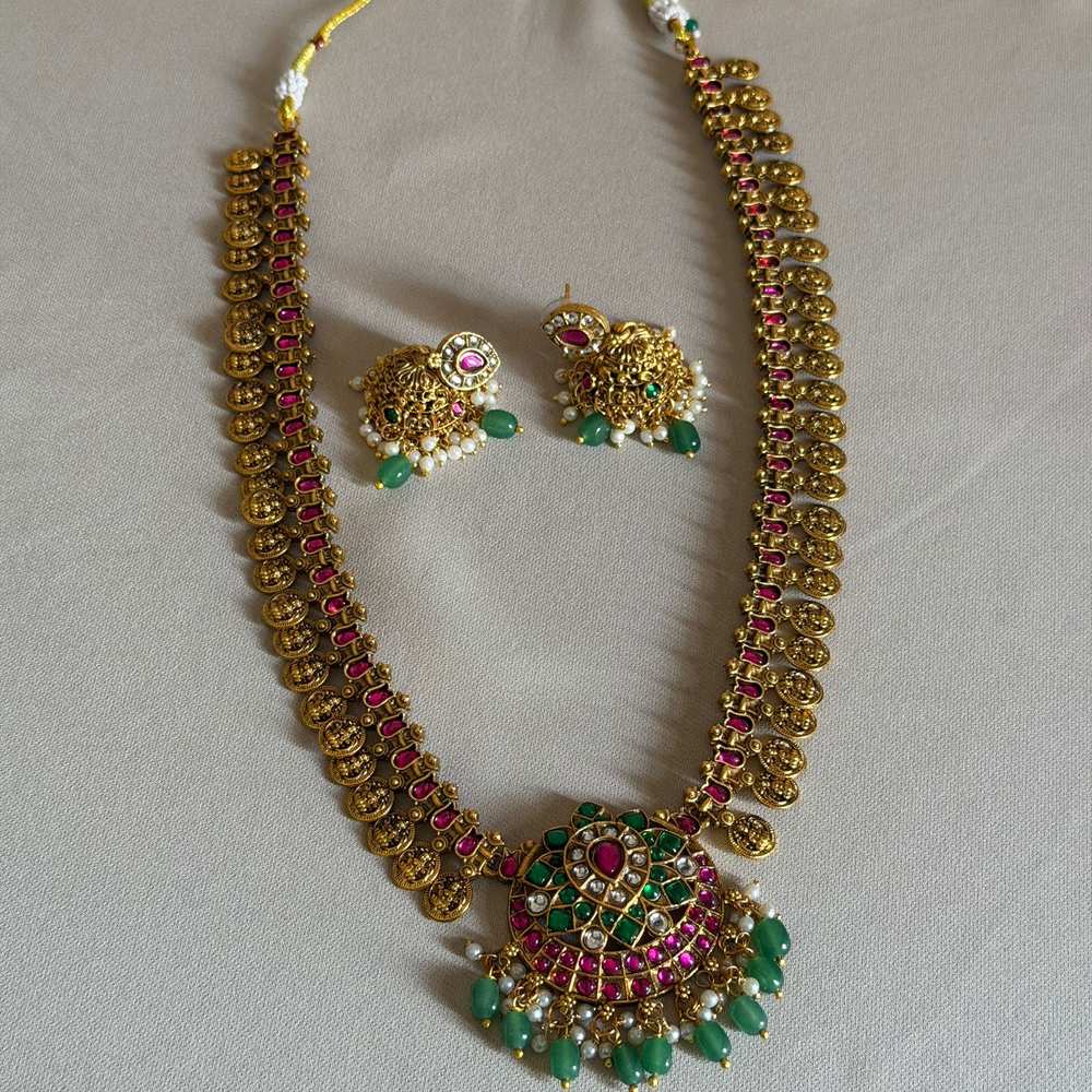 Antique Haram Set AH56