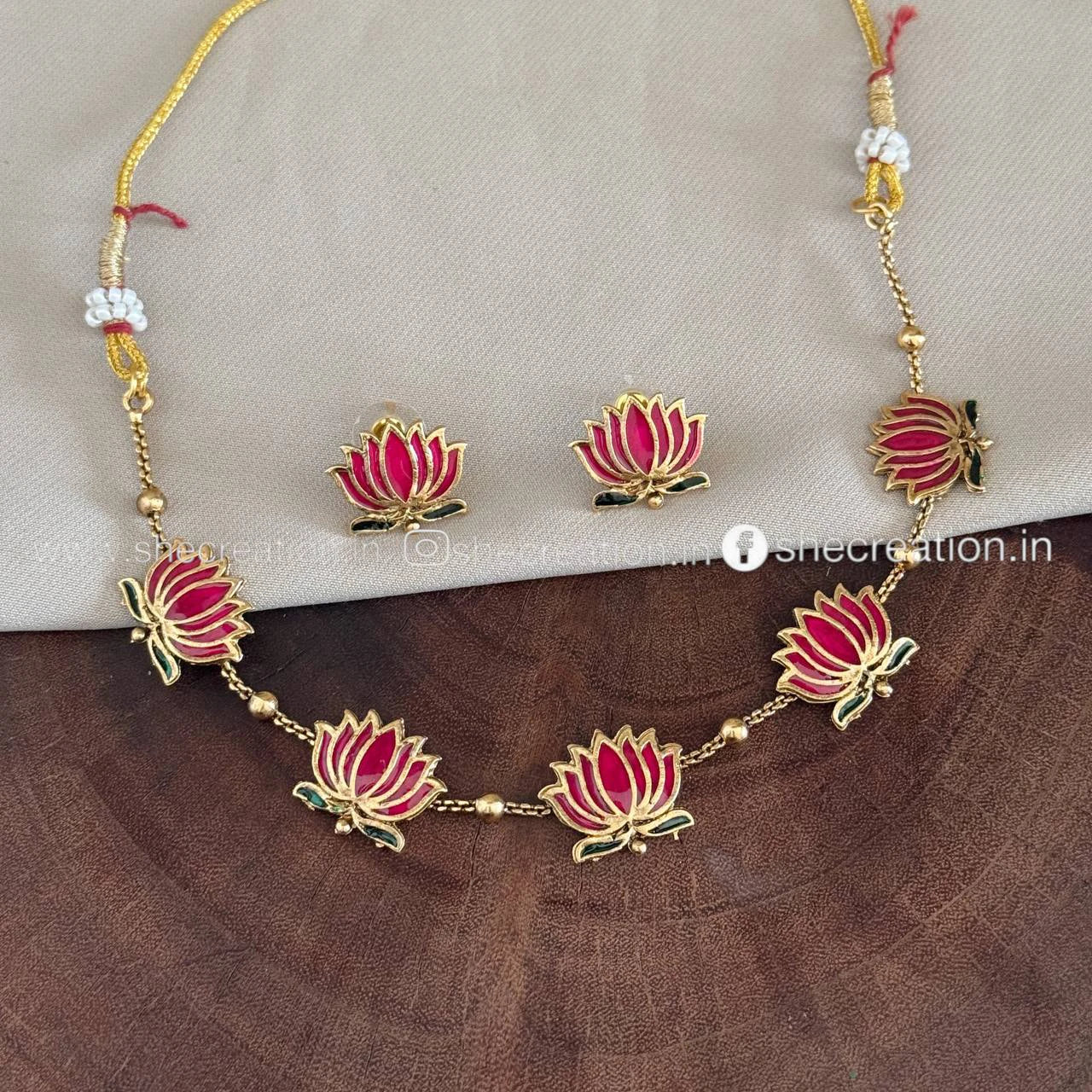 Antique Necklace AN150