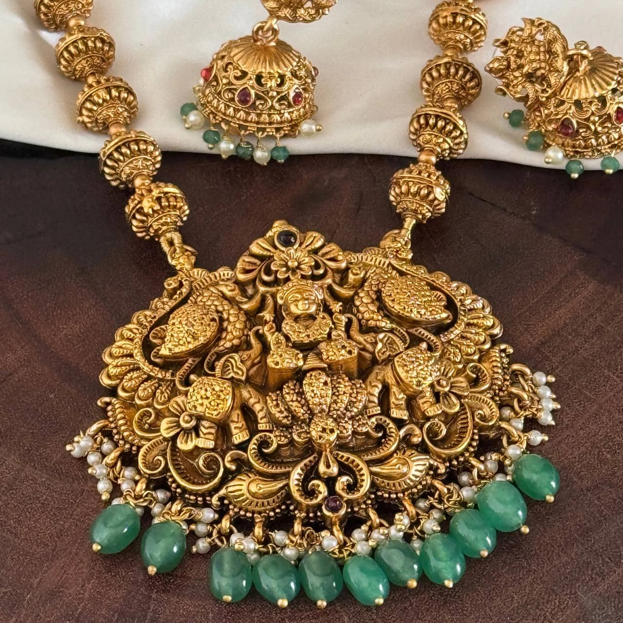 Antique Necklace AN152