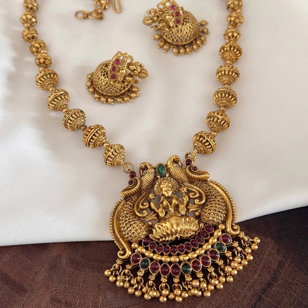Antique Necklace AN162