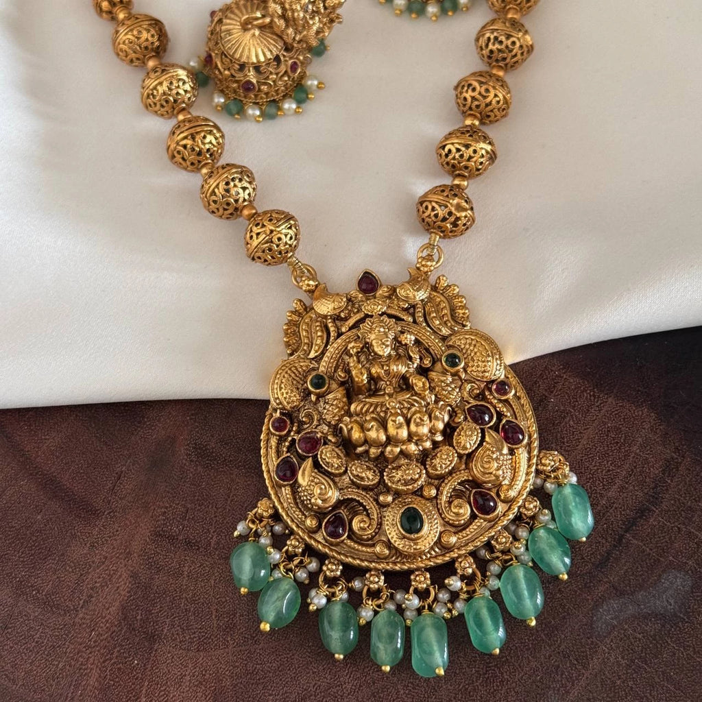 Antique Necklace AN165