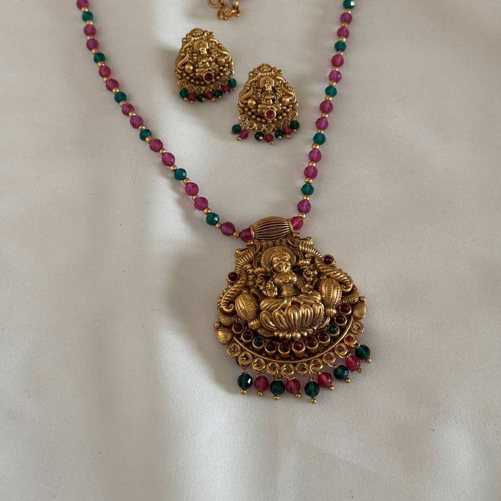 Antique Necklace AN171