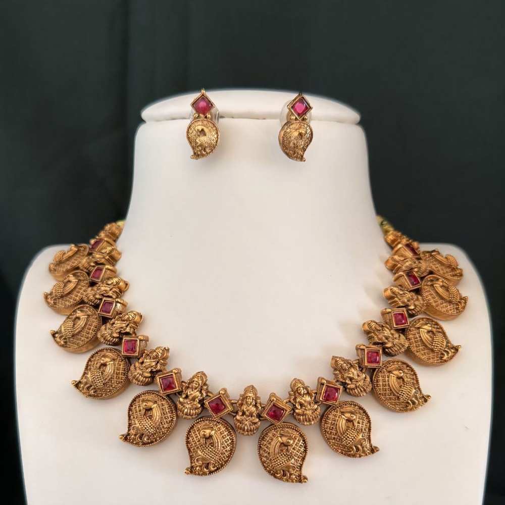 Antique Necklace AN180