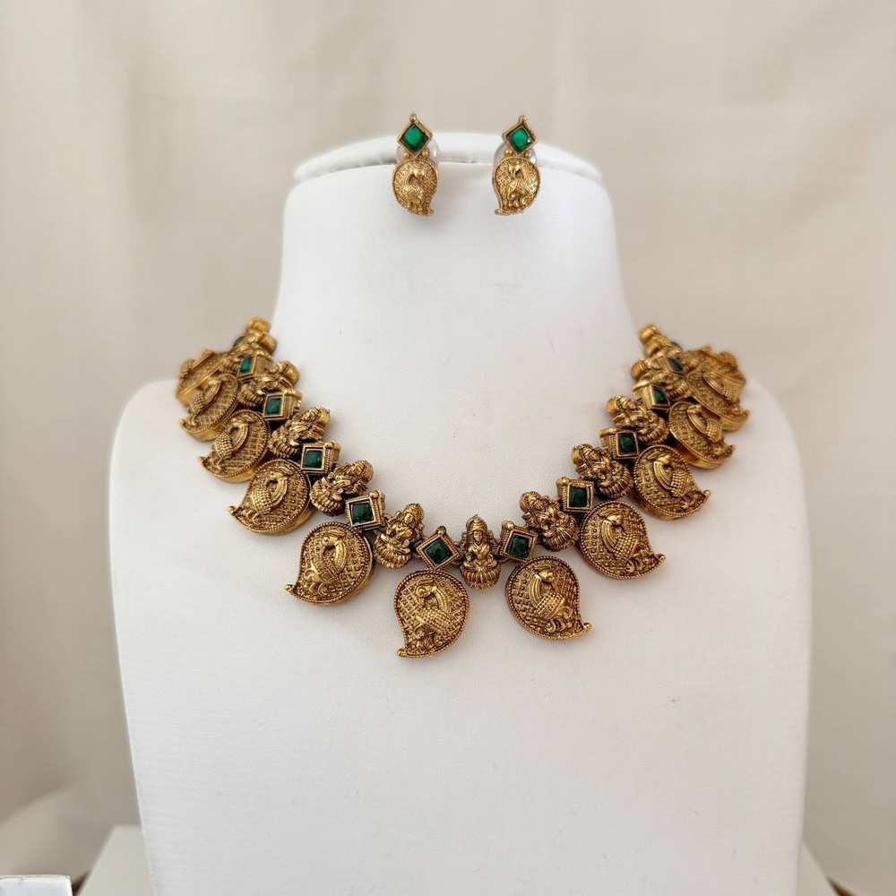 Antique Necklace AN180