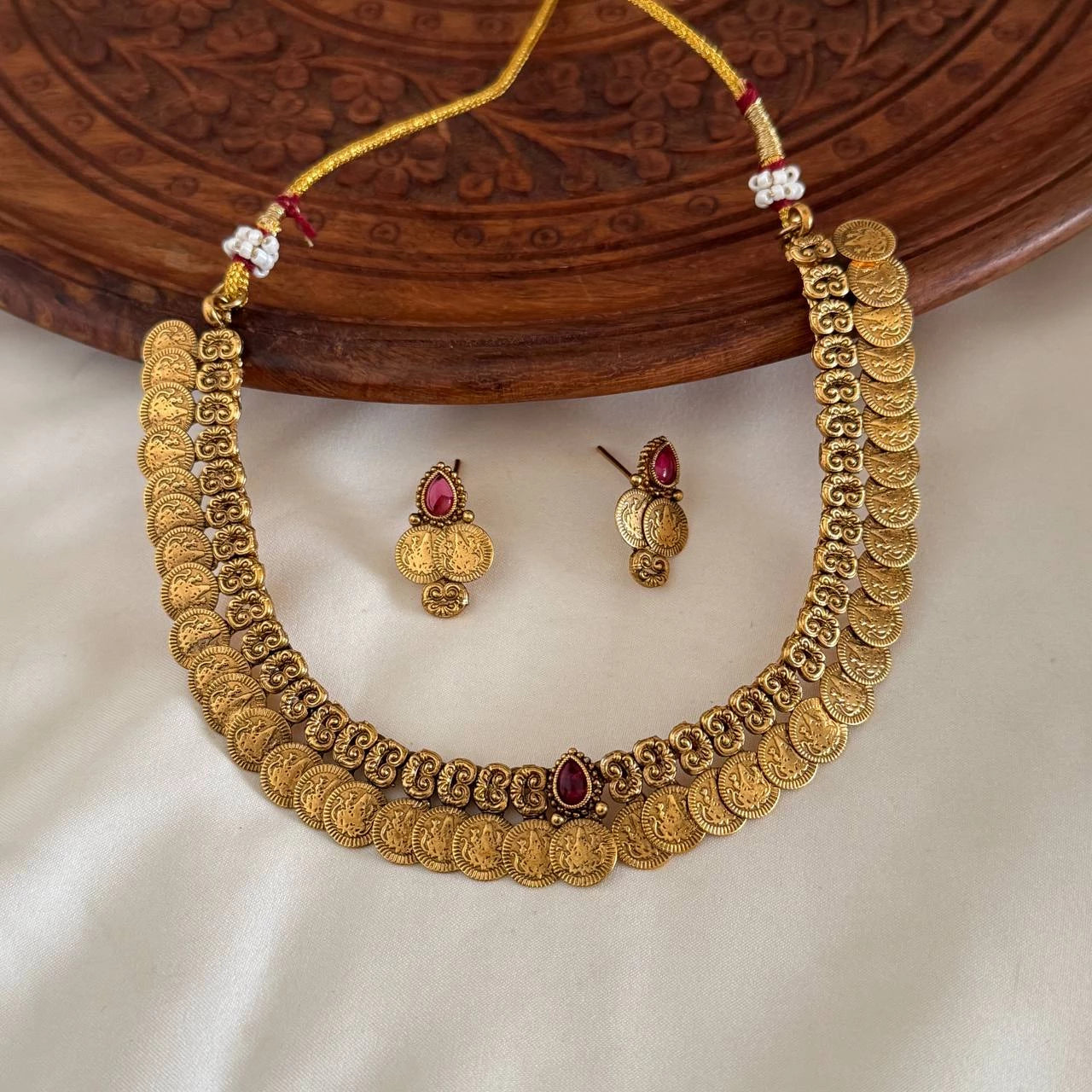 Antique Necklace AN214
