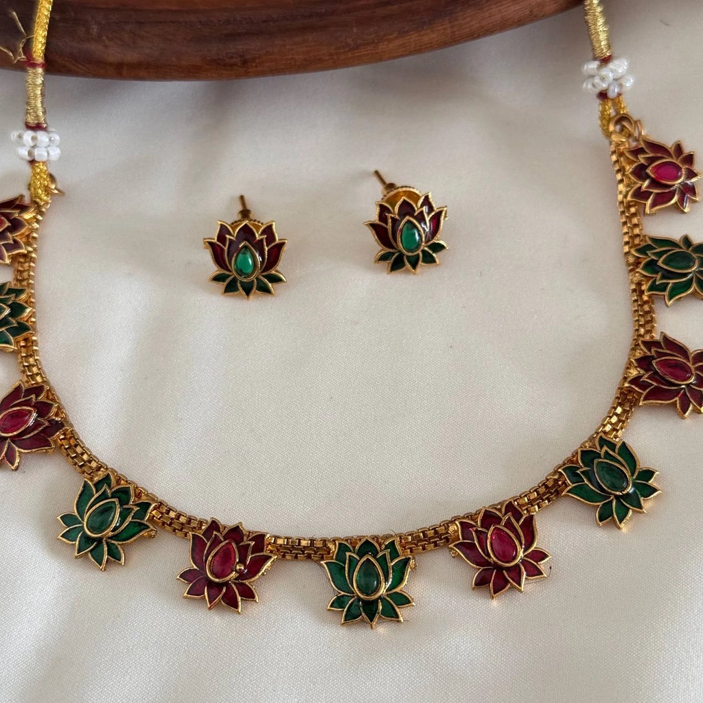 Antique Necklace AN215