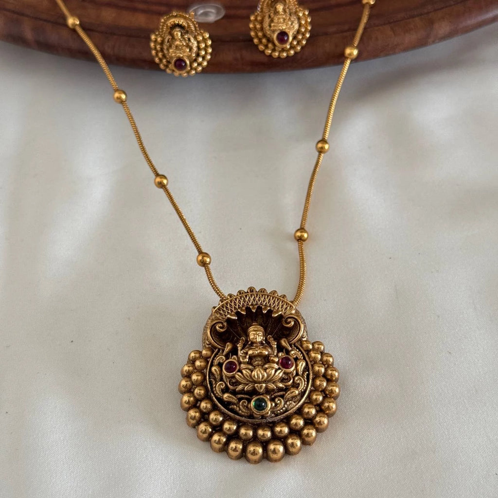 Antique Necklace AN220