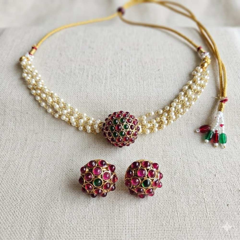 Antique Necklace AN250