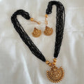 Antique Necklace AN71