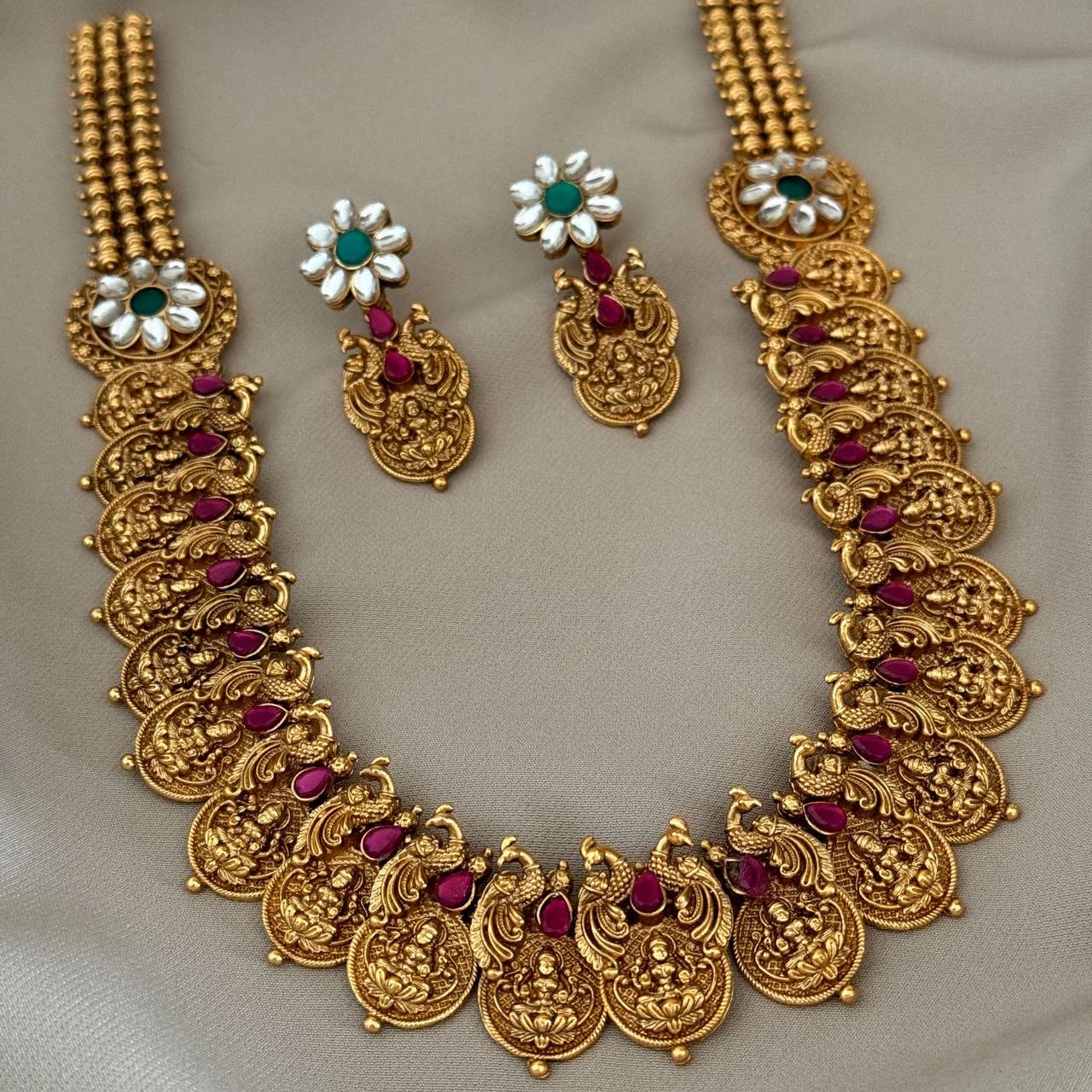 Antique Haram Set AH18