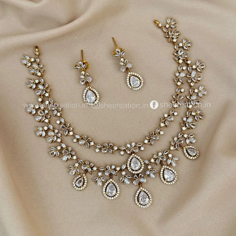 Antique Necklace AN37