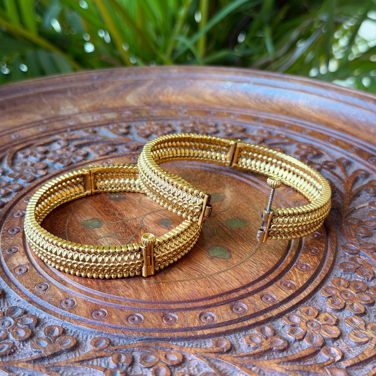 Antique Bangle AB66