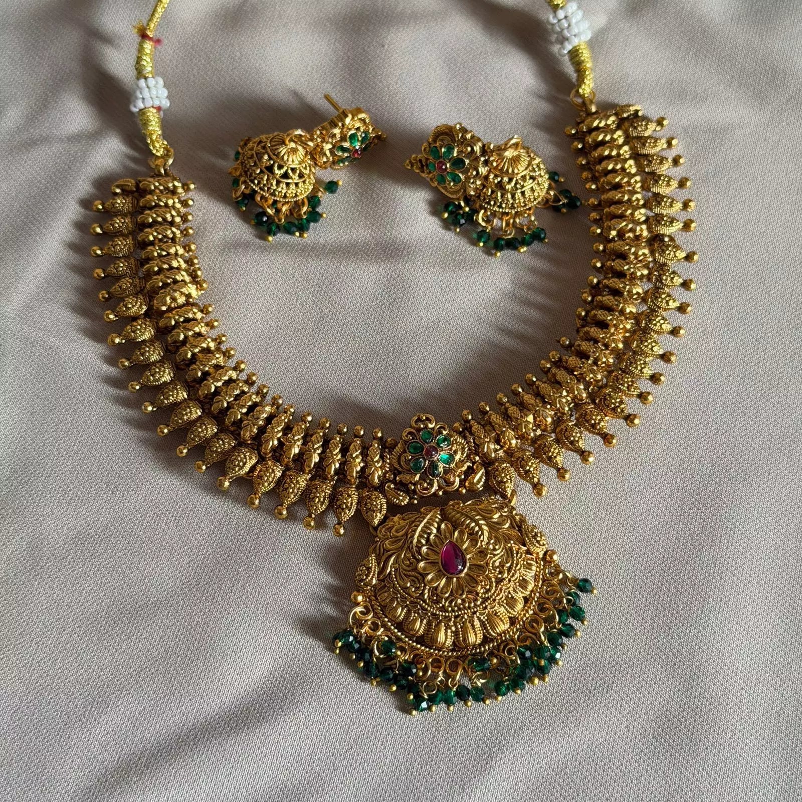 Antique Necklace Set AN264