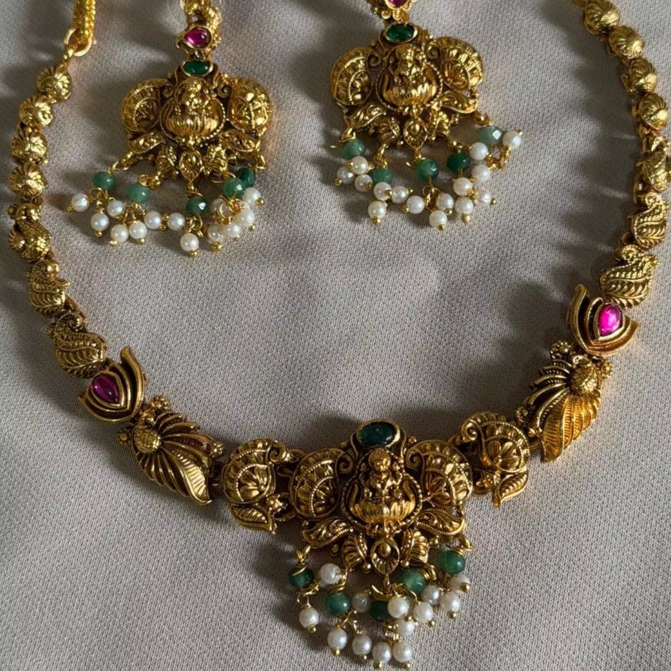 Antique Necklace Set AN265