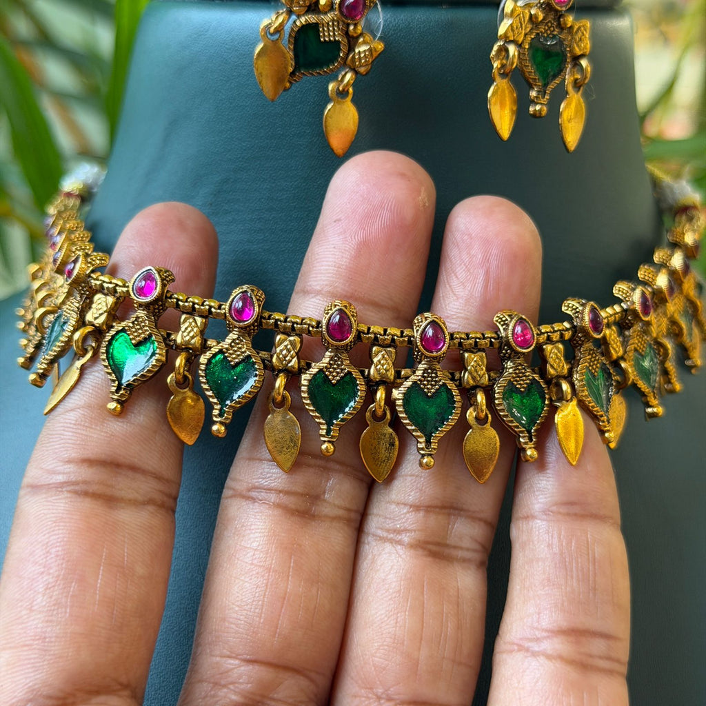 Elakkathali Choker Set AN278