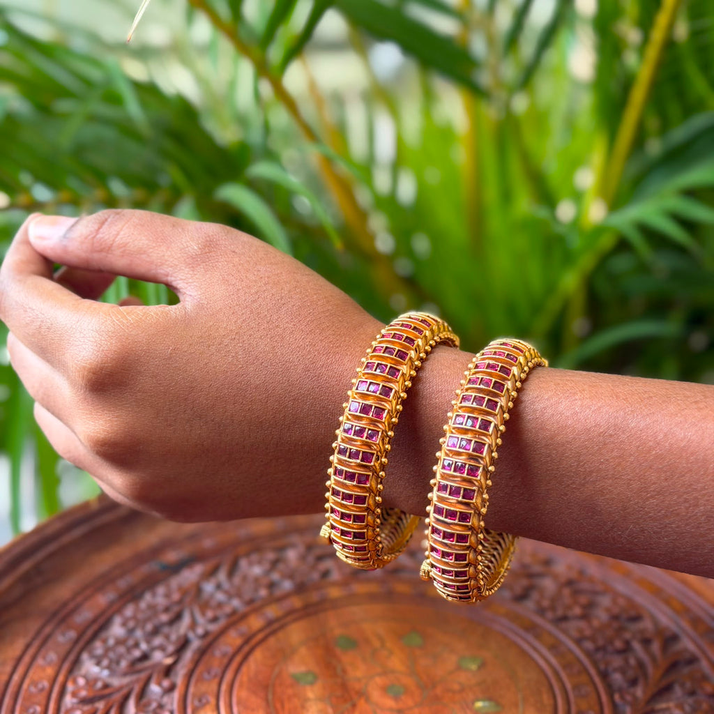 Jadau Kundan  Antique Bangle AB69