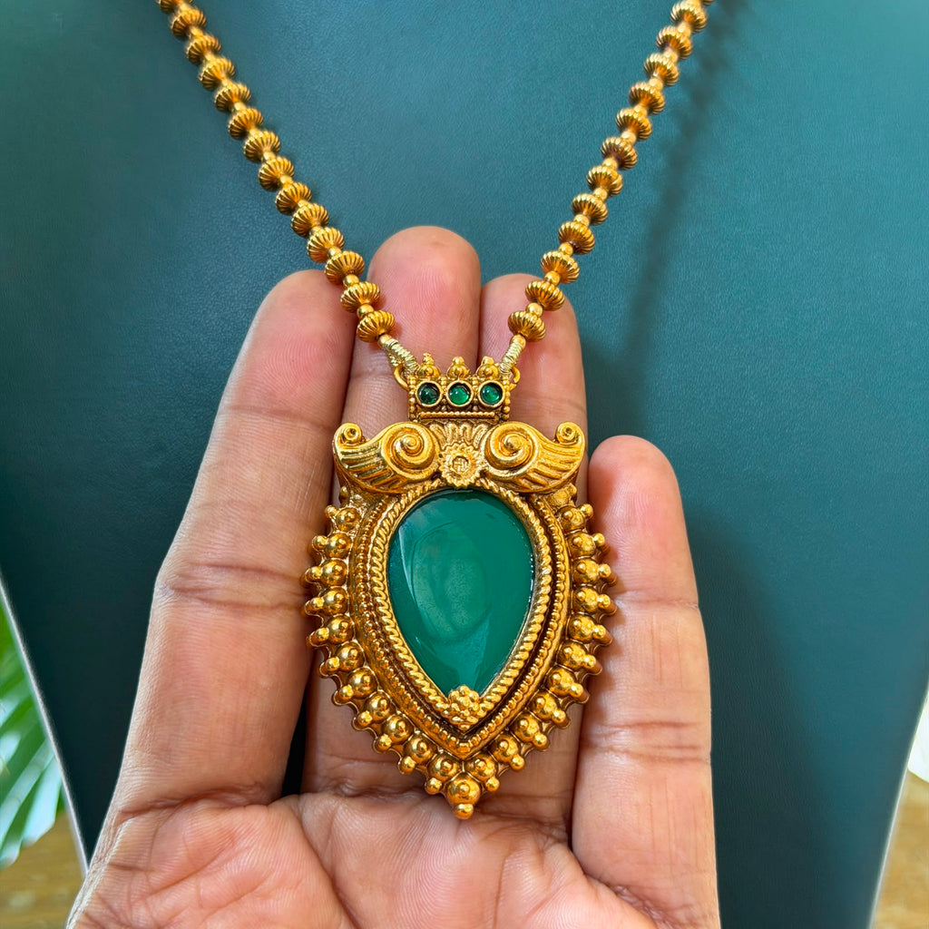 Jadau Stone Pendent Set AN272