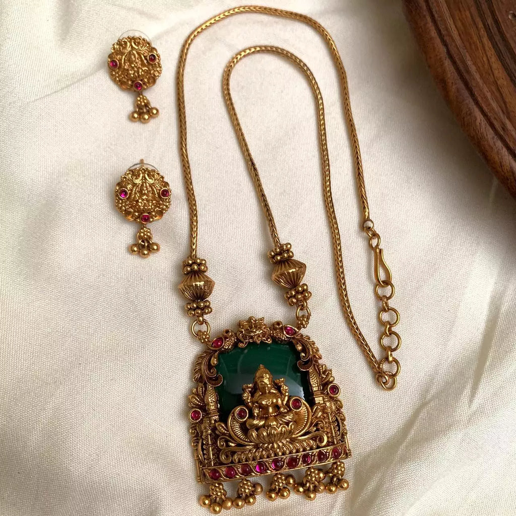 Green Lakshmi Pendent Set GLP12