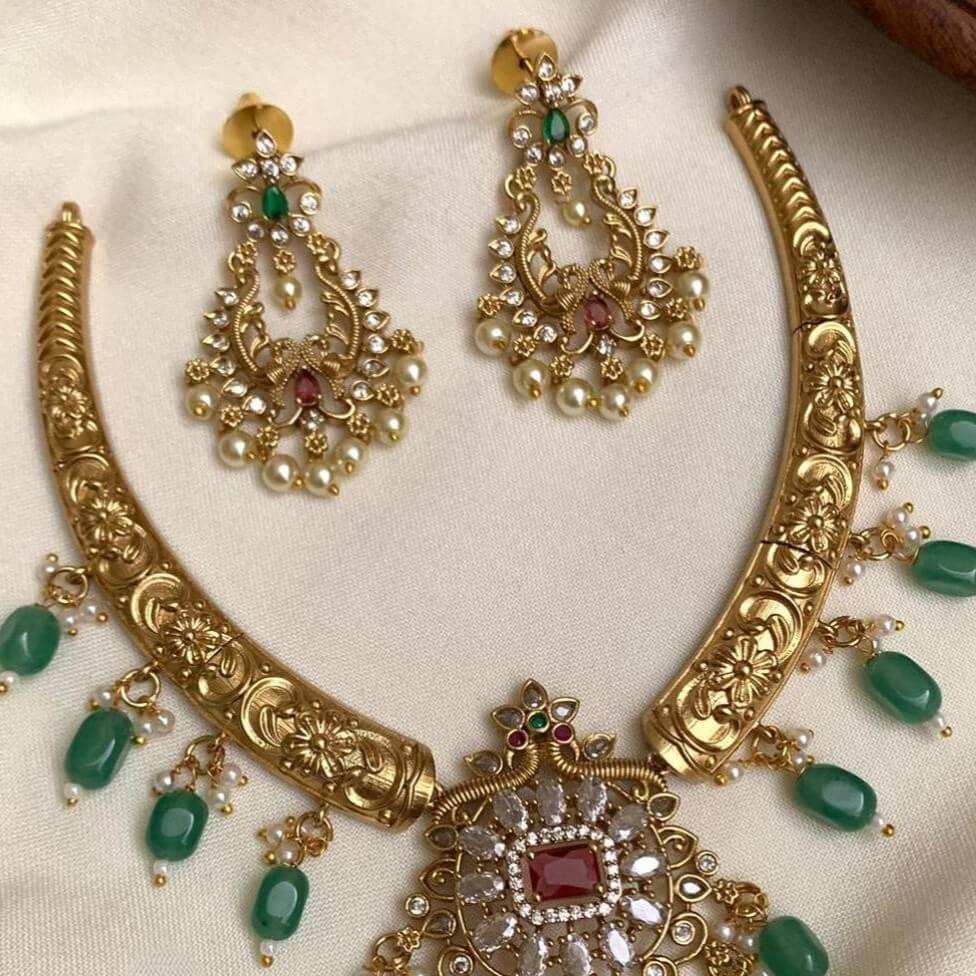 Antique Necklace AN231