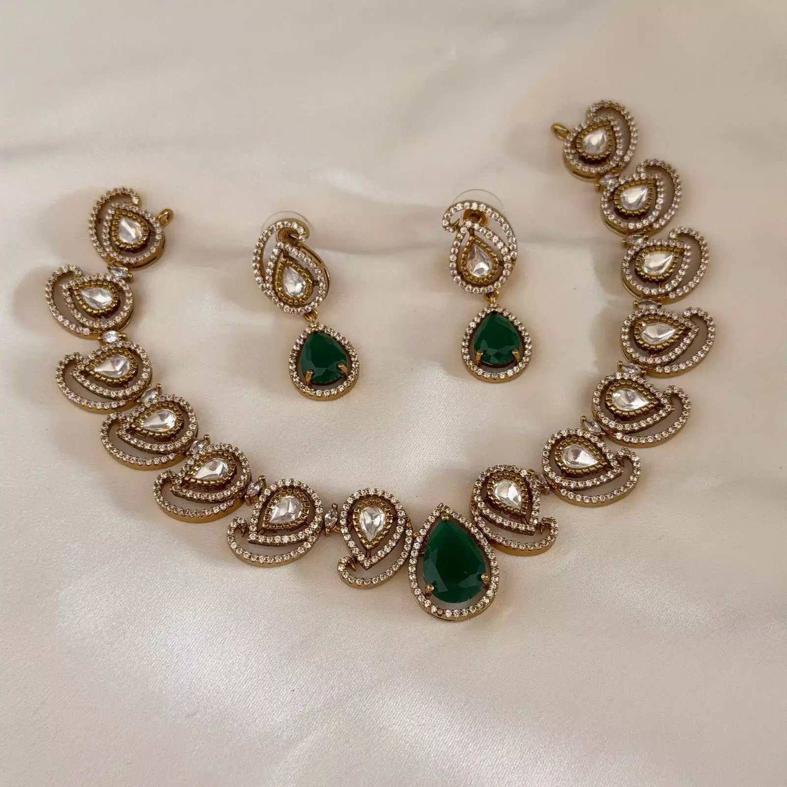 Victorian Necklaces VN50