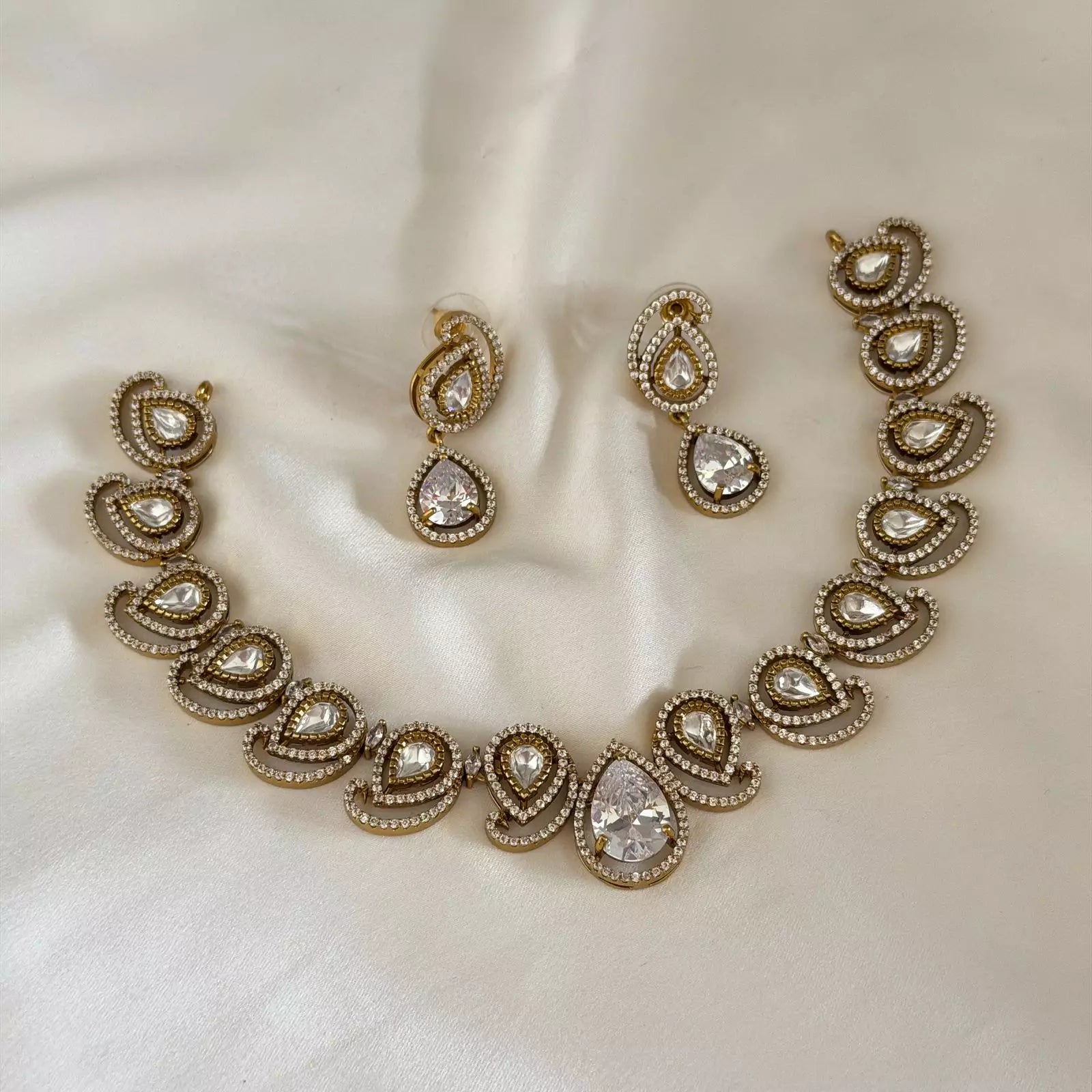 Victorian Necklaces VN50