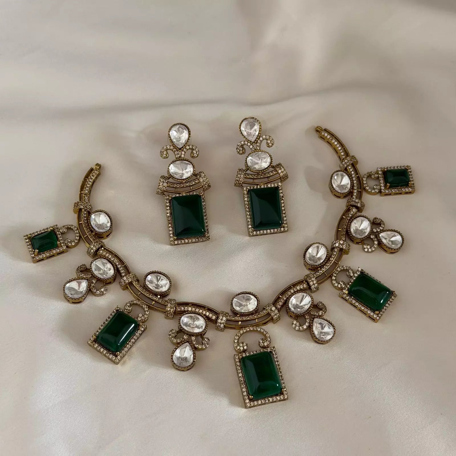 Victorian Necklaces VN52