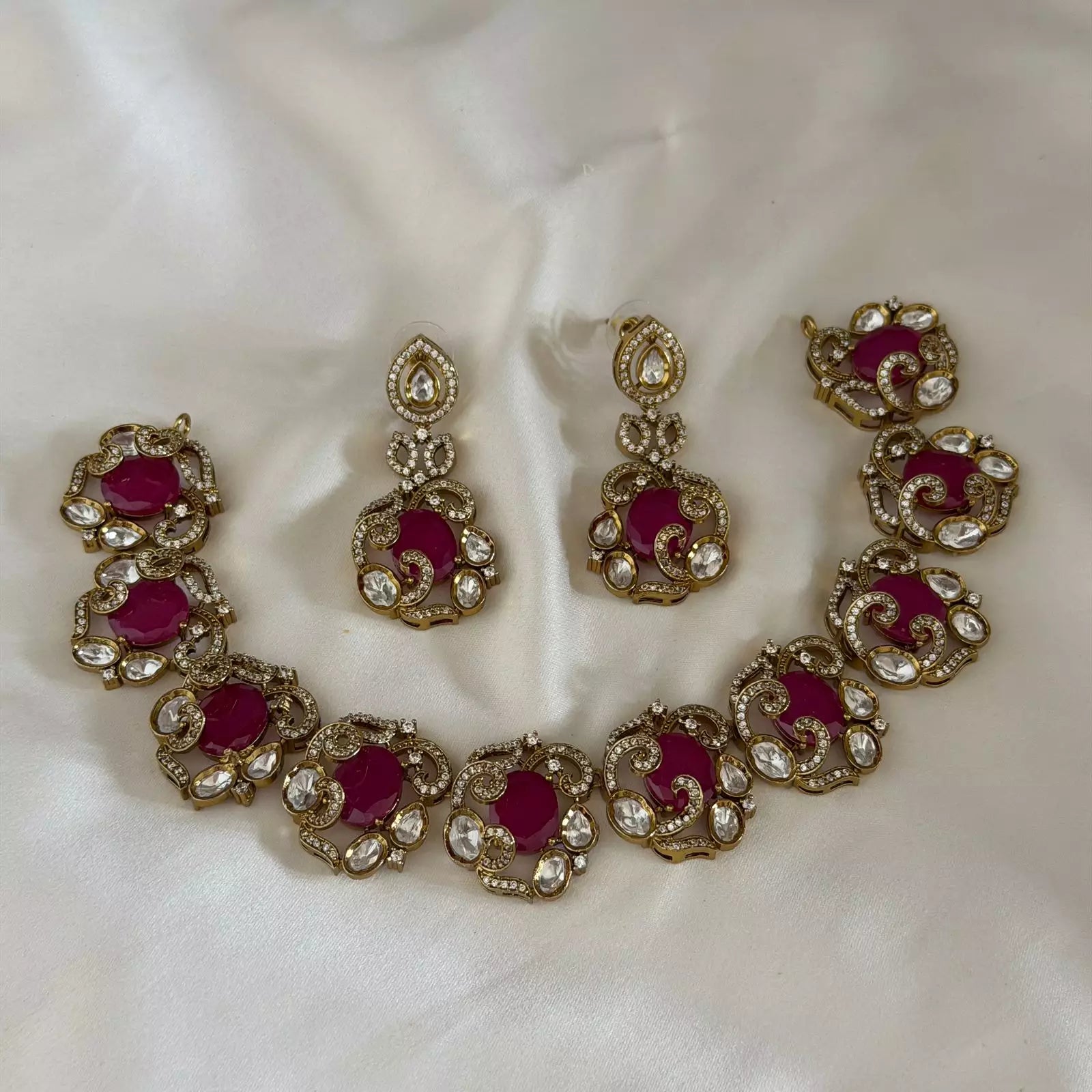 Victorian Necklaces VN57