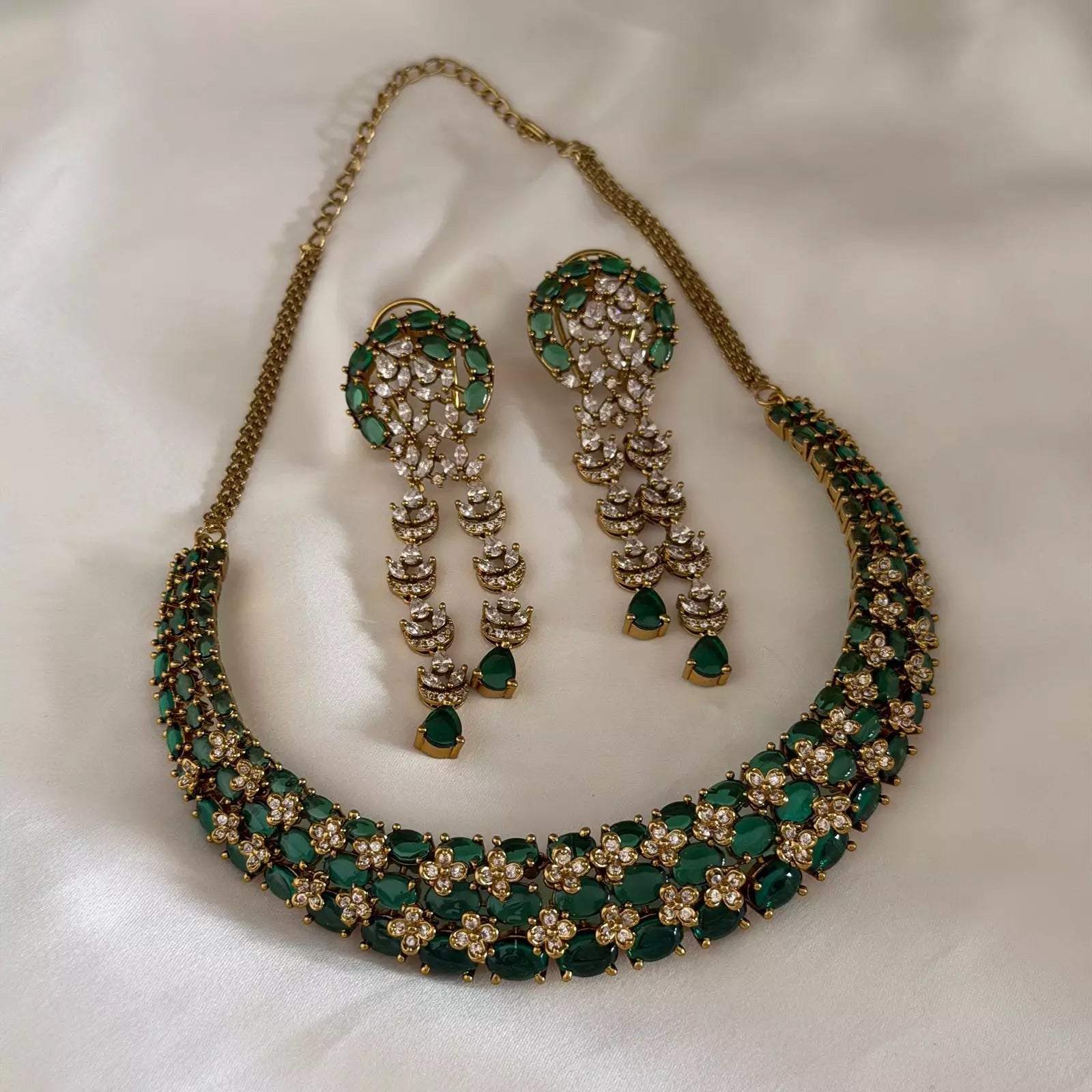 Victorian Necklaces VN60