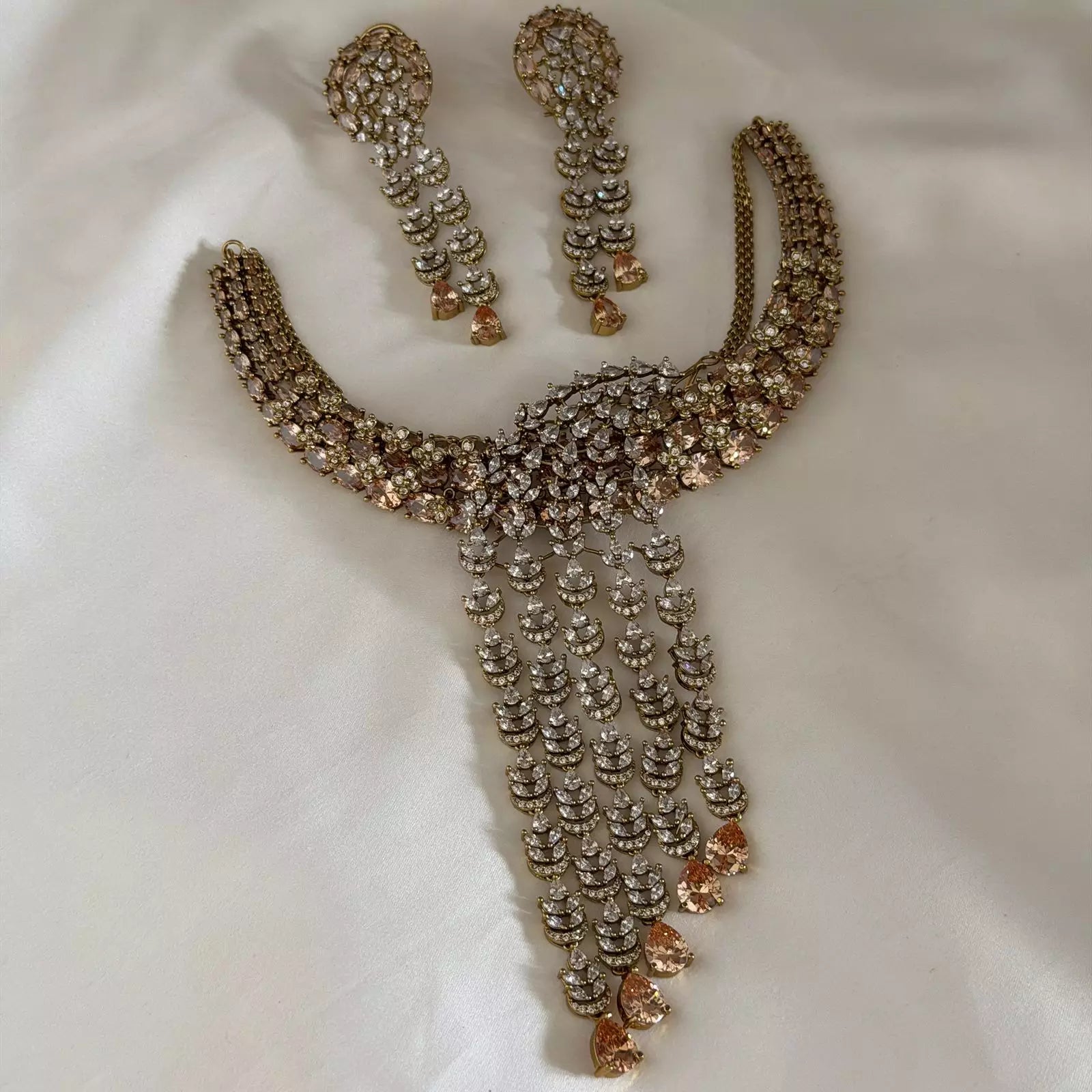 Victorian Necklaces VN62
