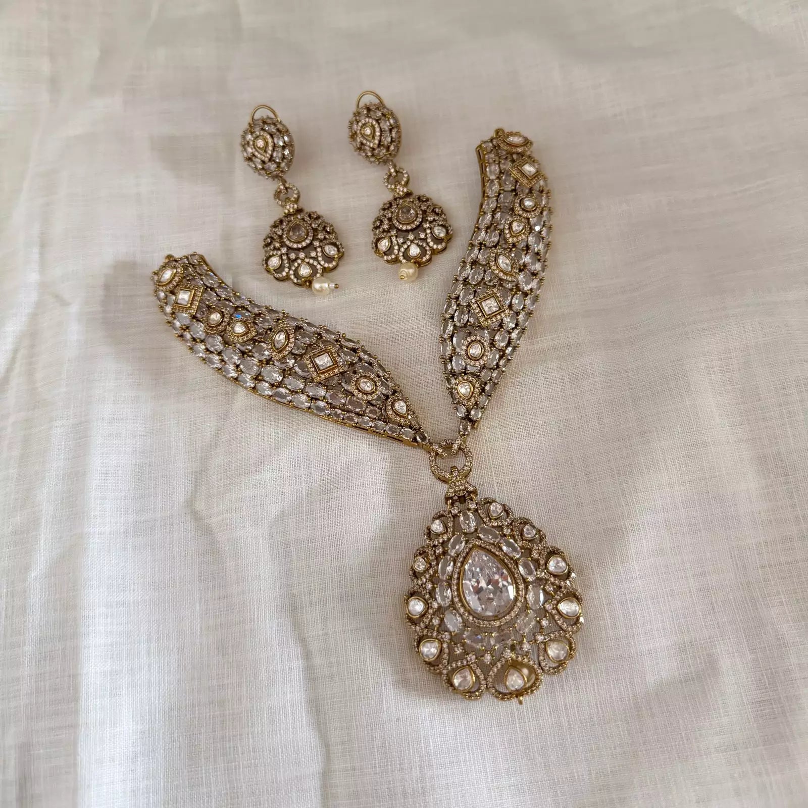 Victorian Necklaces VN64