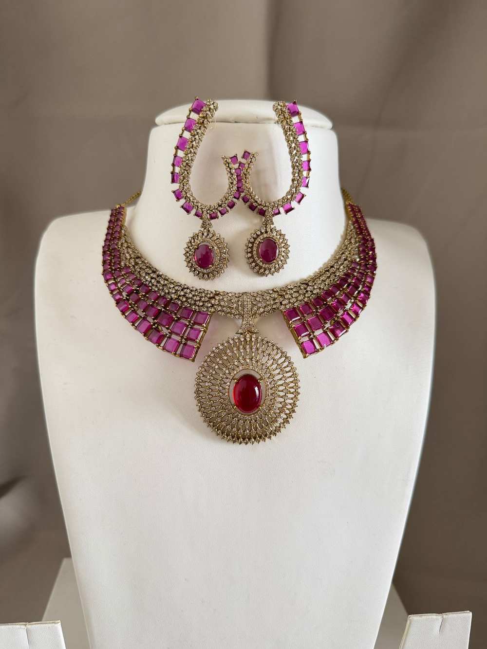 Victorian Necklaces VN48