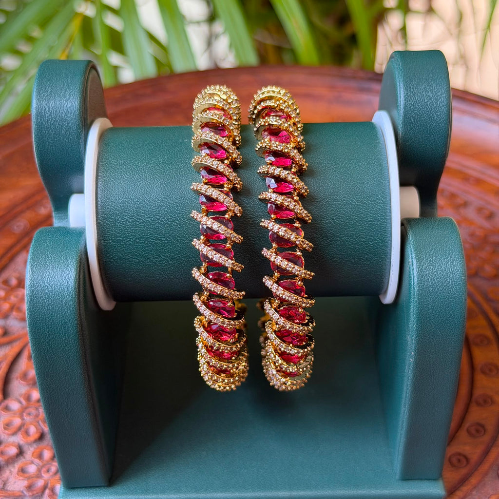 Antique Bangle AB89
