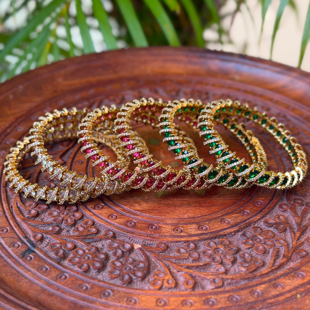 Antique Bangle AB89