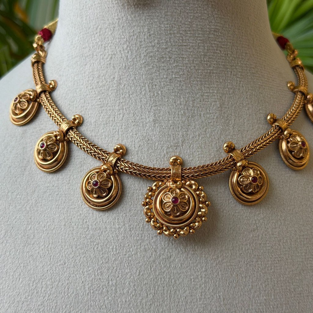 Antique Necklace AN350