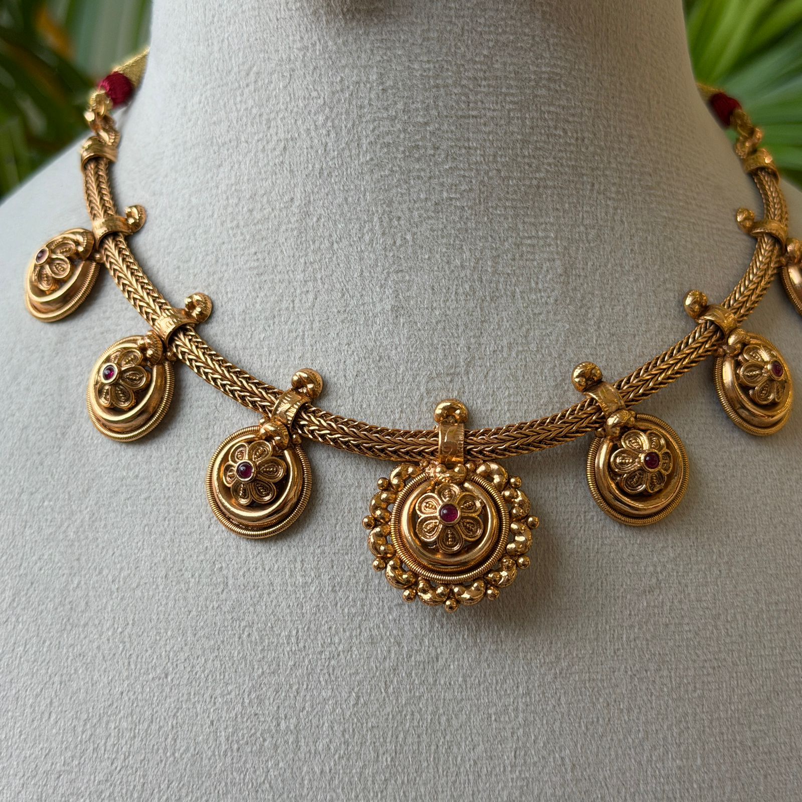 Antique Necklace AN350