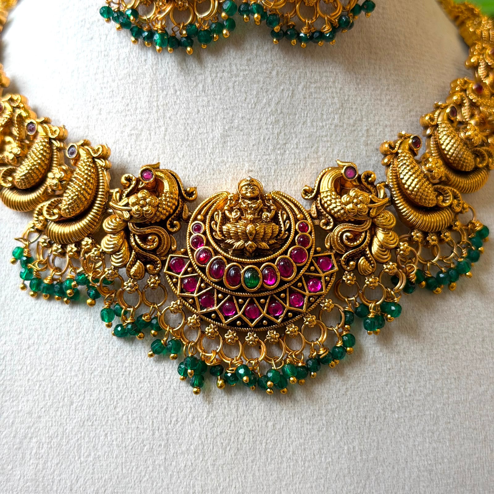 Antique Necklace Set AN324