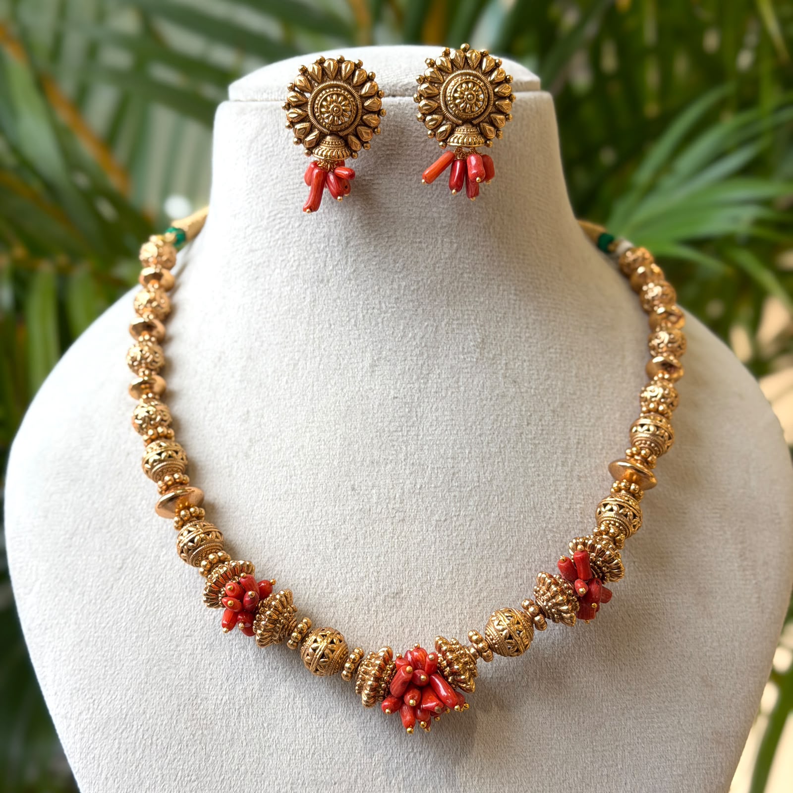 Antique Necklace Set AN325