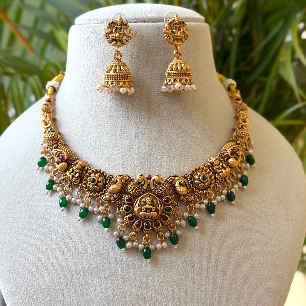Antique Necklace Set AN392